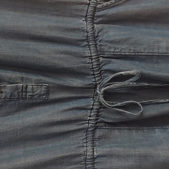 LOVESTITCH Chambray Sleeveless Short Romper - Picture 5 of 12